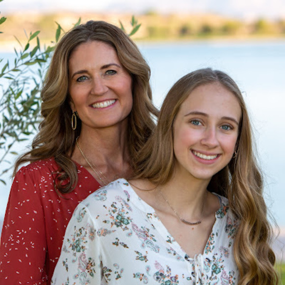 Meet your Posher, Angela - Picture 1 of 1